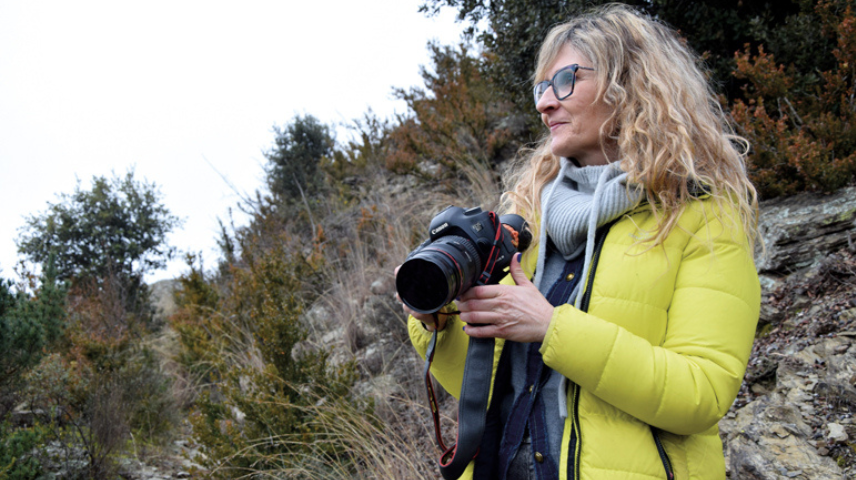 La periodista Eva Clausó s'encarrega del programa Tatuats pels Pirineus al Canal 33. Foto: cedida