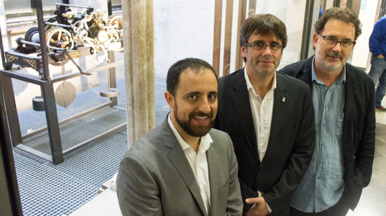 Mohedano, Puigdemont i Ventura, després de presentar la iniciativa.