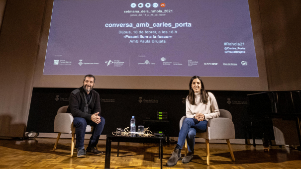 Carles Porta, abans de començar la conversa amb Paula Brujats.