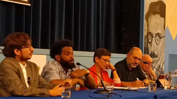 Els participants a la taula rodona sobre Periodisme i Exili