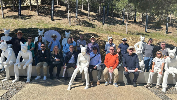Foto de grup dels col·legiats que van gaudir de la visita.
