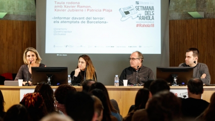 Buesa, Plaja, Jubierre i Ramon, durant la taula rodona.