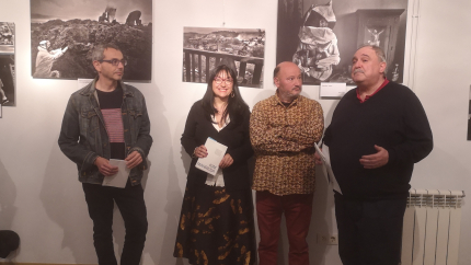 Jordi Ribot, Esther Molas, Kim Manresa i Jordi Grau, durant la inauguració. 