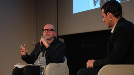 Ramon Besa ha obert la XII Setmana dels Rahola conversant amb Xevi Masachs.