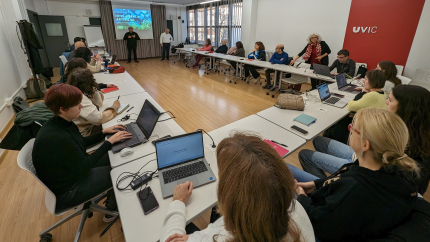 Taller d'IA a la UVic-UCC amb Enrique San Juan.