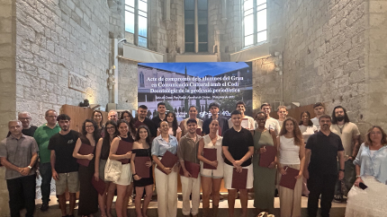 Foto de família del primer acte de compromís amb el Codi Deontològic a la UdG.