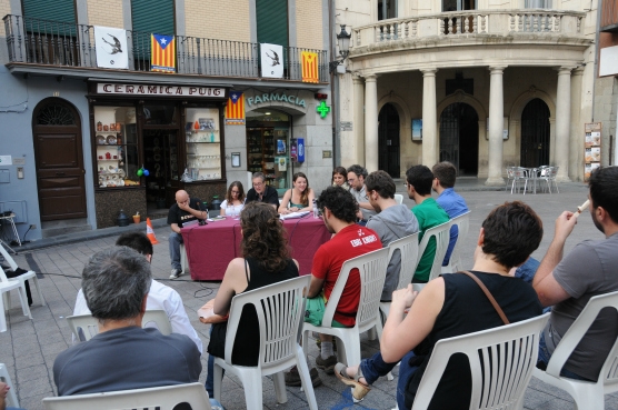 El debat es va celebrar a la plaça de Sant Pere