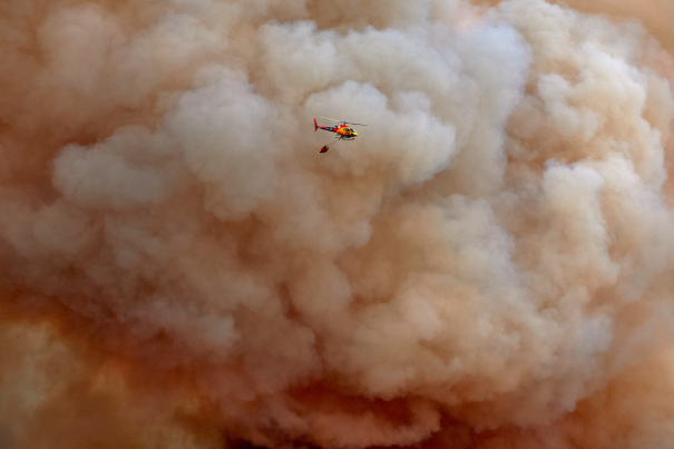 Incendi forestal al massís del Montgrí
