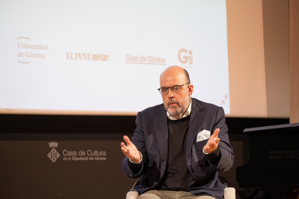 "Un animal de ràdio", conversa amb Jordi Basté.