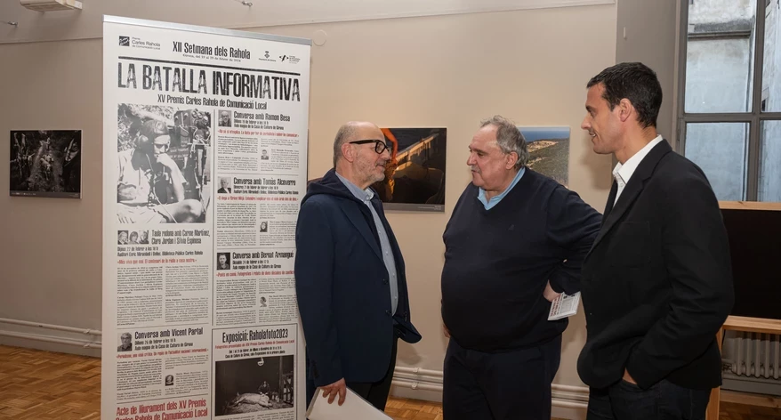 Ramon Besa, Jordi Grau i Xevi Masachs, abans de començar la conversa. Ramon Besa, Jordi Grau i Xevi Masachs, abans de començar la conversa.