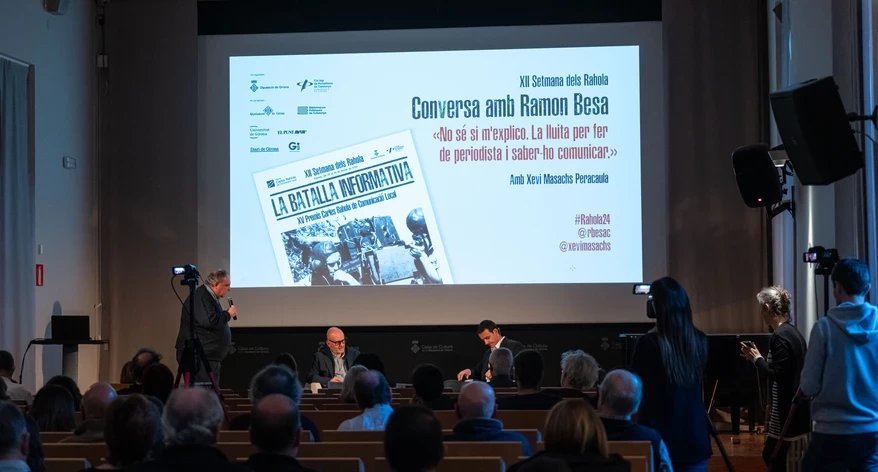 Jordi Grau va donar la benvinguda a l'acte. Jordi Grau va donar la benvinguda a l'acte.