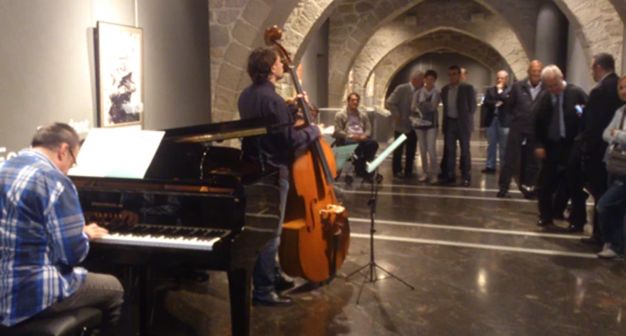 Actuació de Carles Cases Trio