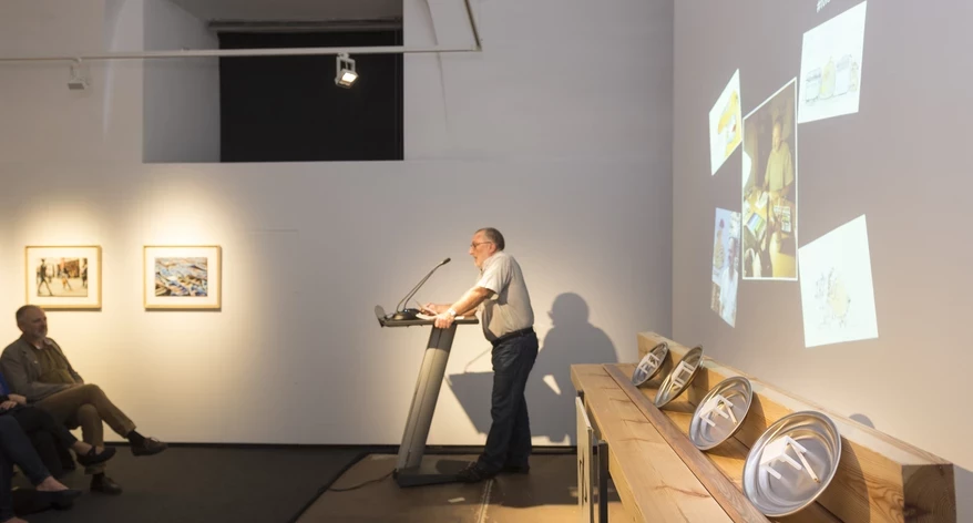 Joan Ferrerós va parlar de la trajectòria de Joan Antoni Poch.