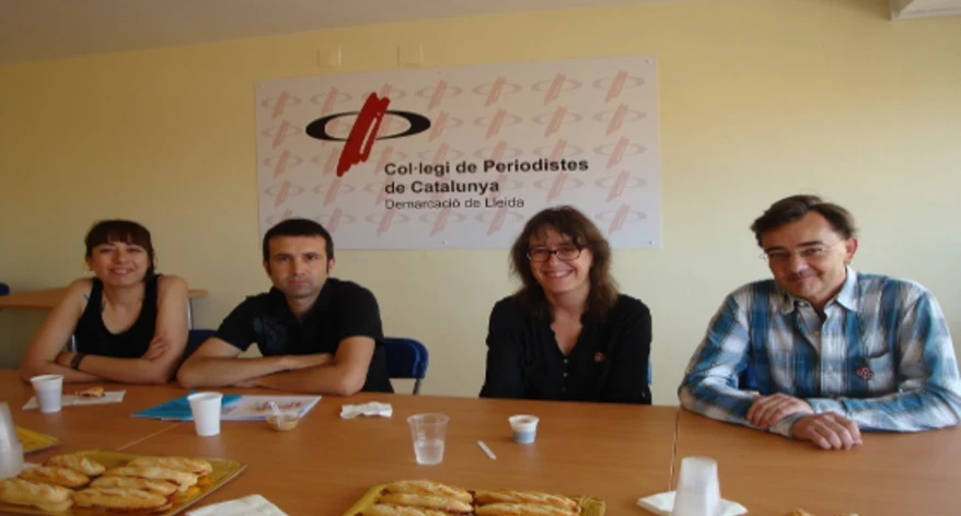 Esmorzar-Tertúlia amb Crida per Lleida (candidats esquerra) i Comú de Lleida (candidats dreta). Esmorzar-Tertúlia amb Crida per Lleida (candidats esquerra) i Comú de Lleida (candidats dreta).