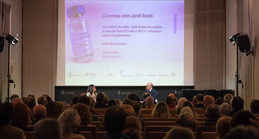"Un animal de ràdio", conversa amb Jordi Basté i Marta Gibert.