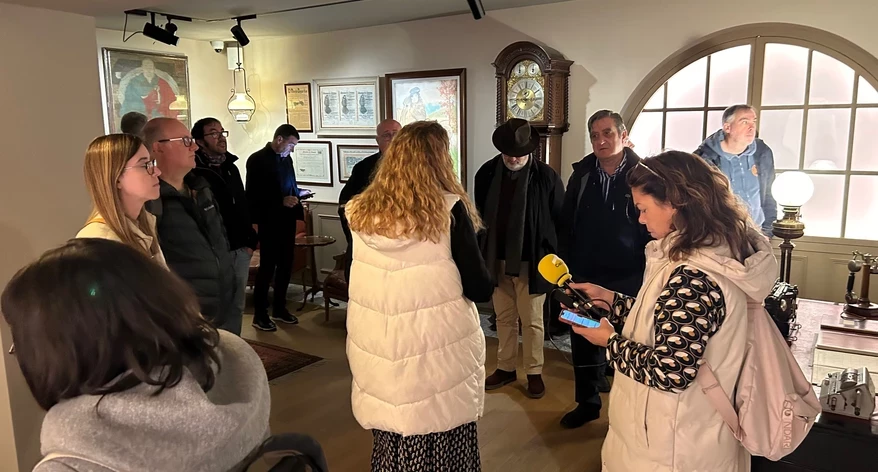 img-9351.jpg img-9351.jpg