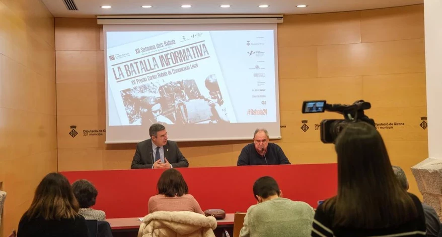 Miquel Noguer i Jordi Grau, durant la presentació de la XII Setmana dels Rahola. Miquel Noguer i Jordi Grau, durant la presentació de la XII Setmana dels Rahola.