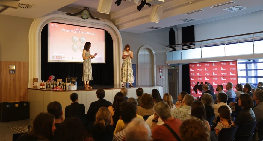 Laia Díaz i Laia Poblado van presentar la gala.