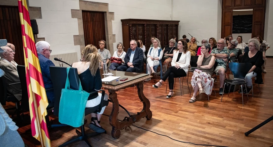 Un moment de la conversa a la Casa Solterra.