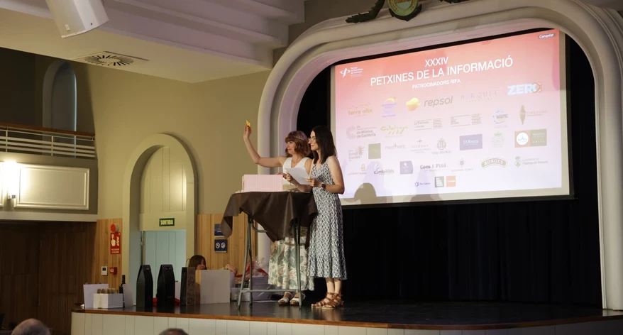 El moment de la rifa sempre és el més esperat.