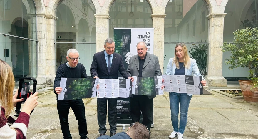Ramon Girona, Miquel Noguer, Jordi Grau i Sílvia Sanahuja, en la presentació de la XIV Setmana dels Rahola.