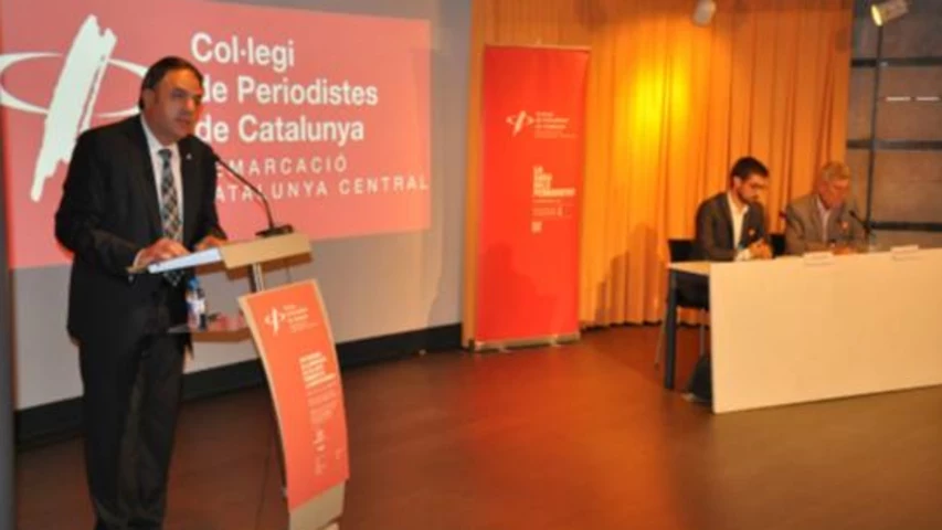 L'alcalde de Manresa durant l'acte inaugural de la seu de Manresa