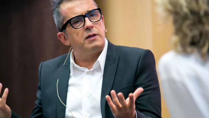 Andreu Buenafuente i Mònica Terribas durant la conversa que van mantenir al congrés. 