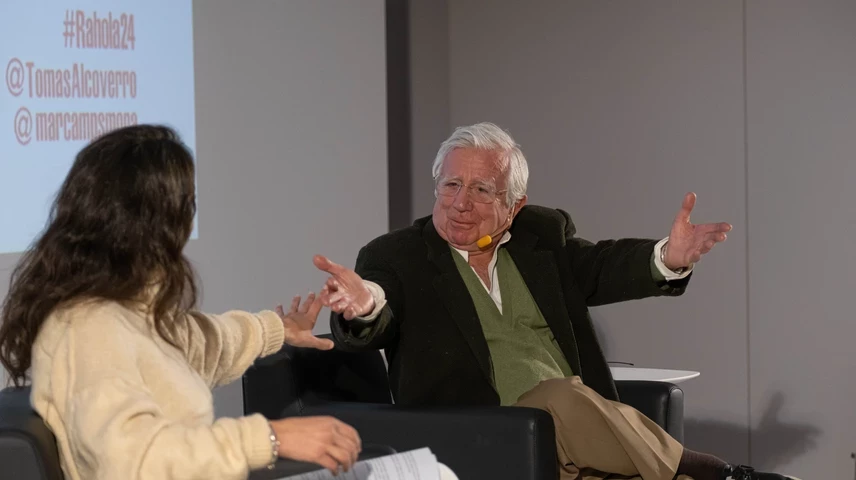 Tomàs Alcoverro ha protagonitzat la segona conversa de la XII Setmana dels Rahola.
