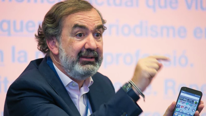 Luis Collado en un moment de la seva intervenció.