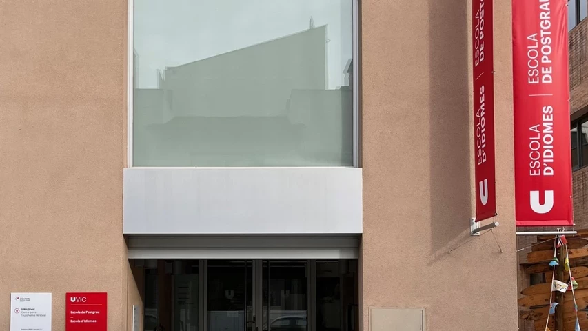 entrada-uvic.jpg