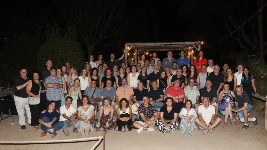 La tradicional foto de grup del XIV Sopar de Periodistes de Girona. 