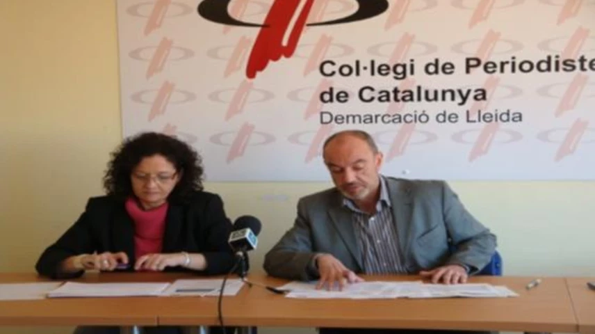 El president del CPC Lleida amb la regidora M. Rosa Ball durant la roda de premsa. 