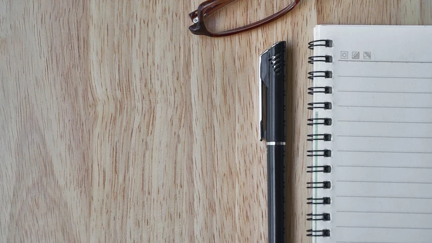 notebook-2672467-960-720.jpg