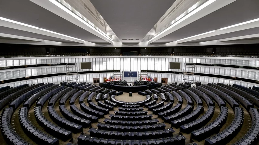 parlament-europeu.jpeg