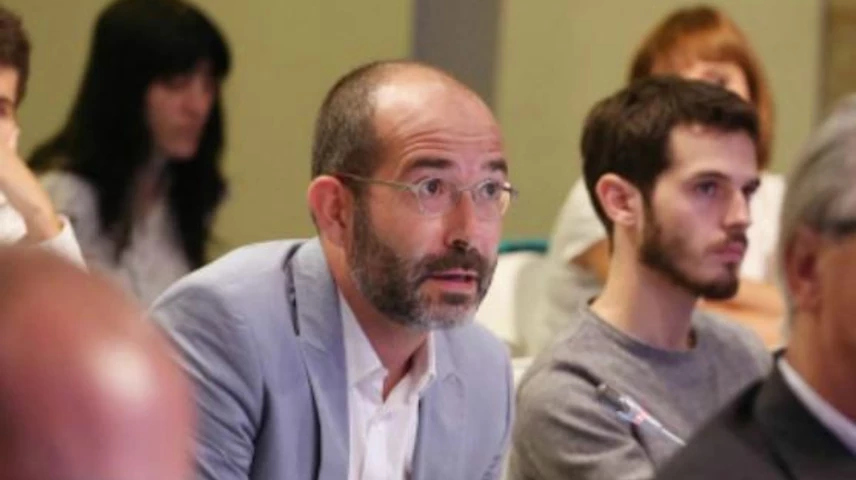 El periodista a la sala de premsa del govern català