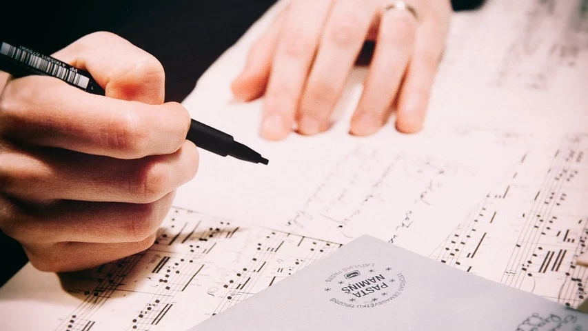 writing-789835-960-720.jpg