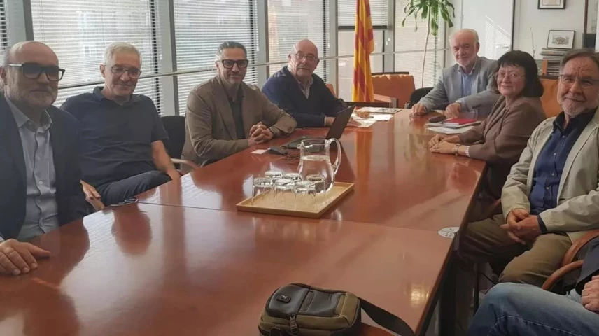 Membres de Xarxa7 amb el secretari de Mobilitat, Manel Nadal