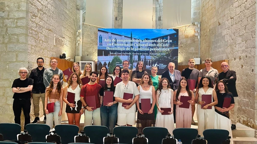 Els alumnes que van fer públic el seu compromís amb el Codi Deontològic. 
