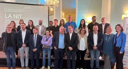 Foto de família dels protagonistes de la I Nit de la Comunicació de la Selva. 