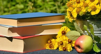 books-1757734-960-720.jpg