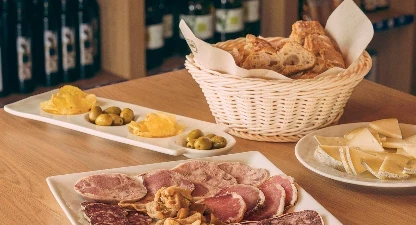 El dinar es farà a la Granja Mas Bes de Salitja. 