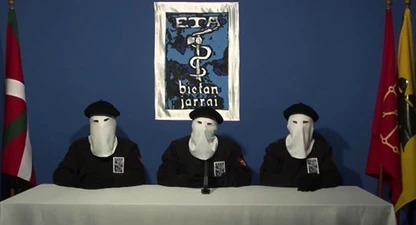 ETA va anunciar el "cessament definitiu" de la seva activitat armada en un vídeo publicat al web de Gara el 2011.