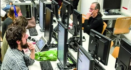 Els mitjans comencen a introduir restriccions als comentaris. (Foto: Dani Codina)