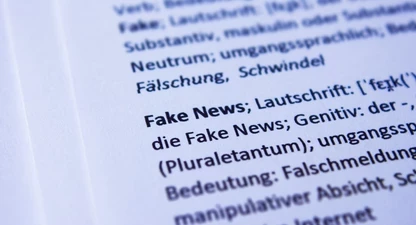 fakenews-definicio-christoph-scholz-flickr.jpg