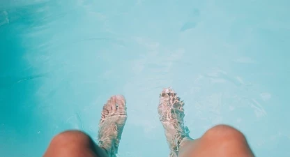 feet-1853291-960-720.jpg