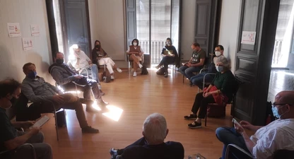 La trobada "Off the Record" amb Tomàs Alcoverro.