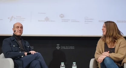 Tomàs Molina i Cristina Valentí, en un moment de la conversa.