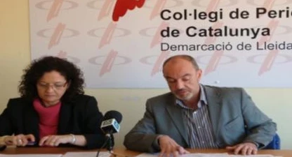 El president del CPC Lleida amb la regidora M. Rosa Ball durant la roda de premsa. 