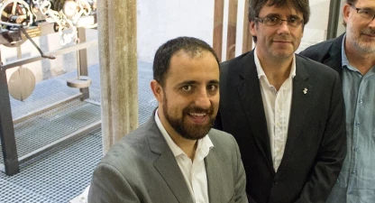 Mohedano, Puigdemont i Ventura, després de presentar la iniciativa.