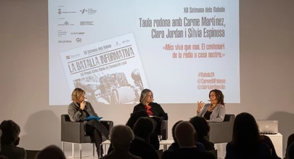 Martínez, Espinosa i Jordan, durant la taula rodona. 